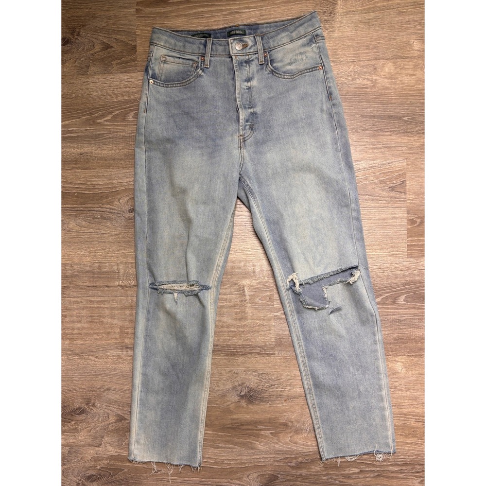 Wild‎ Fable Super High-Rise Slim Straight Distressed Jeans Light Wash Size 8
